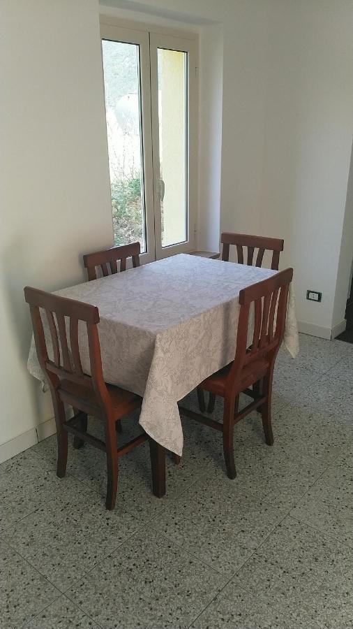 Lake Retreat - Maiella Apartment - Beautiful Lake And Mountain Views Casoli  Eksteriør billede